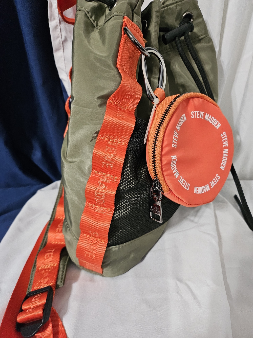 Steve Madden Olive Green and Orange Drawstring Bucket Bag - Picture 5 of 5